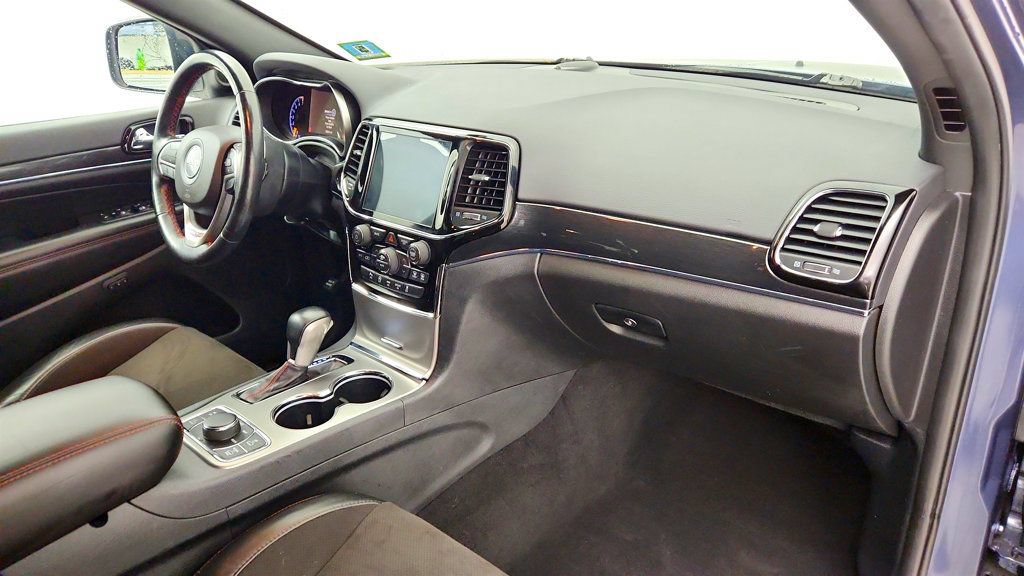 Used 2020 Jeep Grand Cherokee Trailhawk AWD/4WD image 24