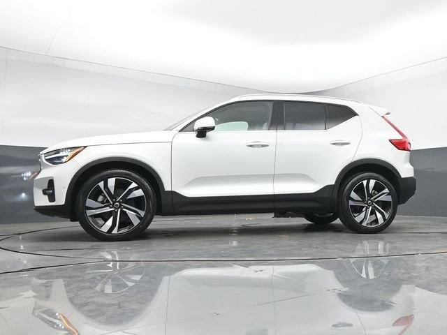 Used 2023 Volvo XC40 B5 Ultimate w/ Protection Package Premier AWD/4WD image 40
