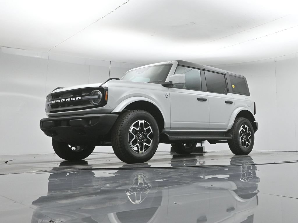 New 2026 Ford Bronco Outer Banks AWD/4WD image 44