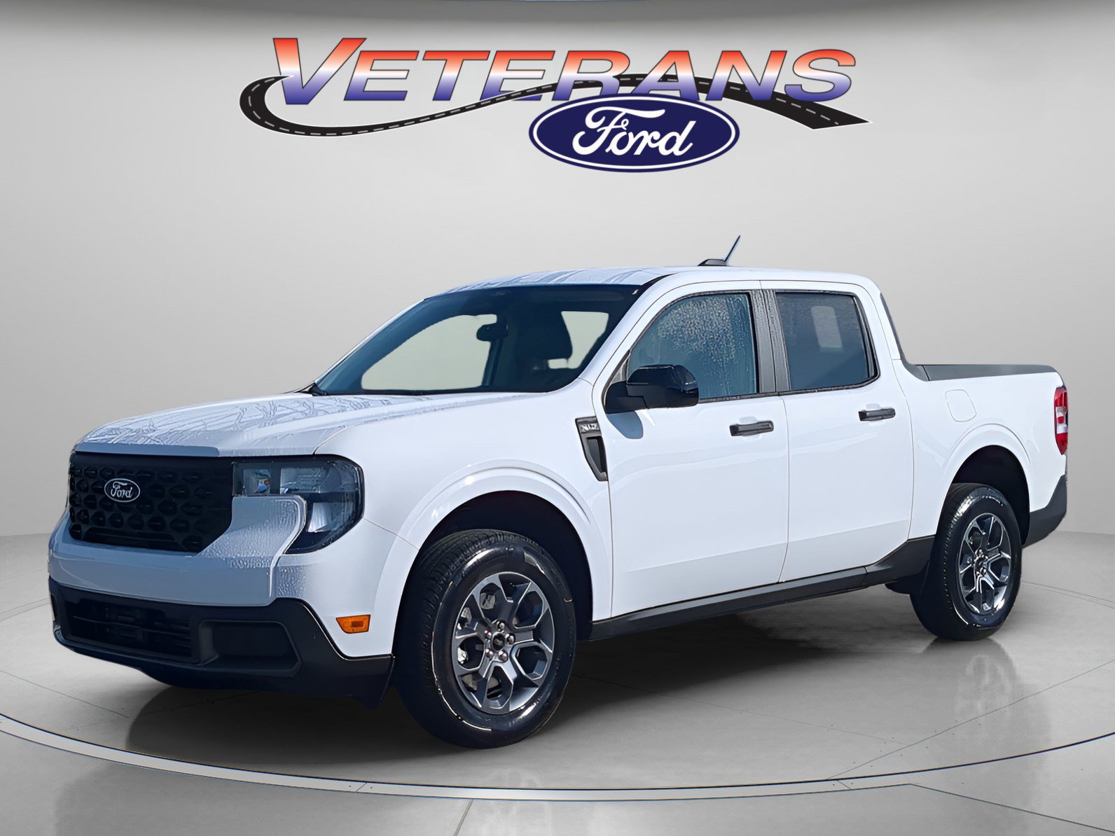 New 2026 Ford Maverick XLT w/ XLT Luxury Package FWD image 1