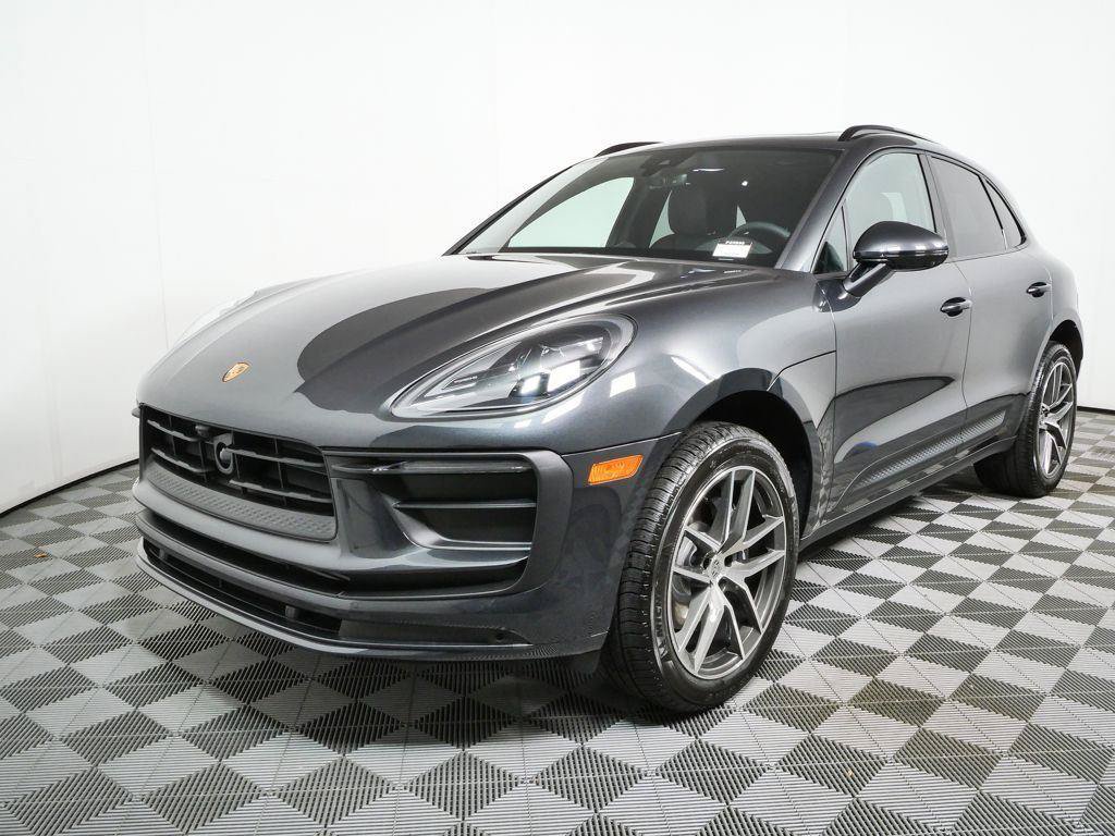 New 2026 Porsche Macan AWD/4WD video 1