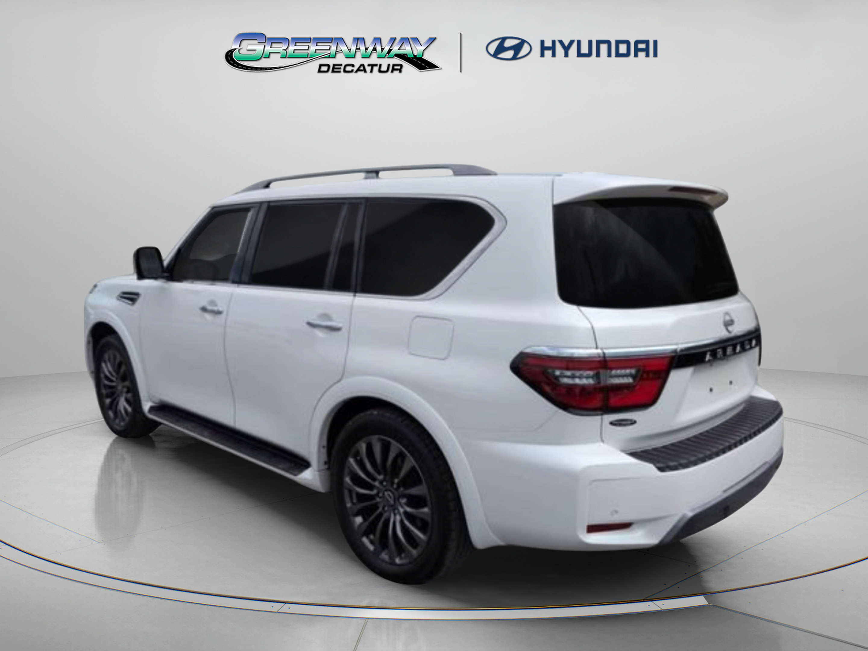 Used 2023 Nissan Armada Platinum w/ Captain's Chairs Package RWD image 6
