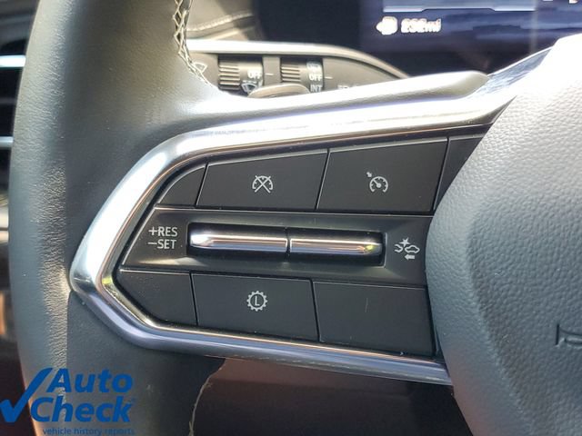 Used 2025 Chevrolet Traverse LT w/ Driver Confidence Package FWD image 24