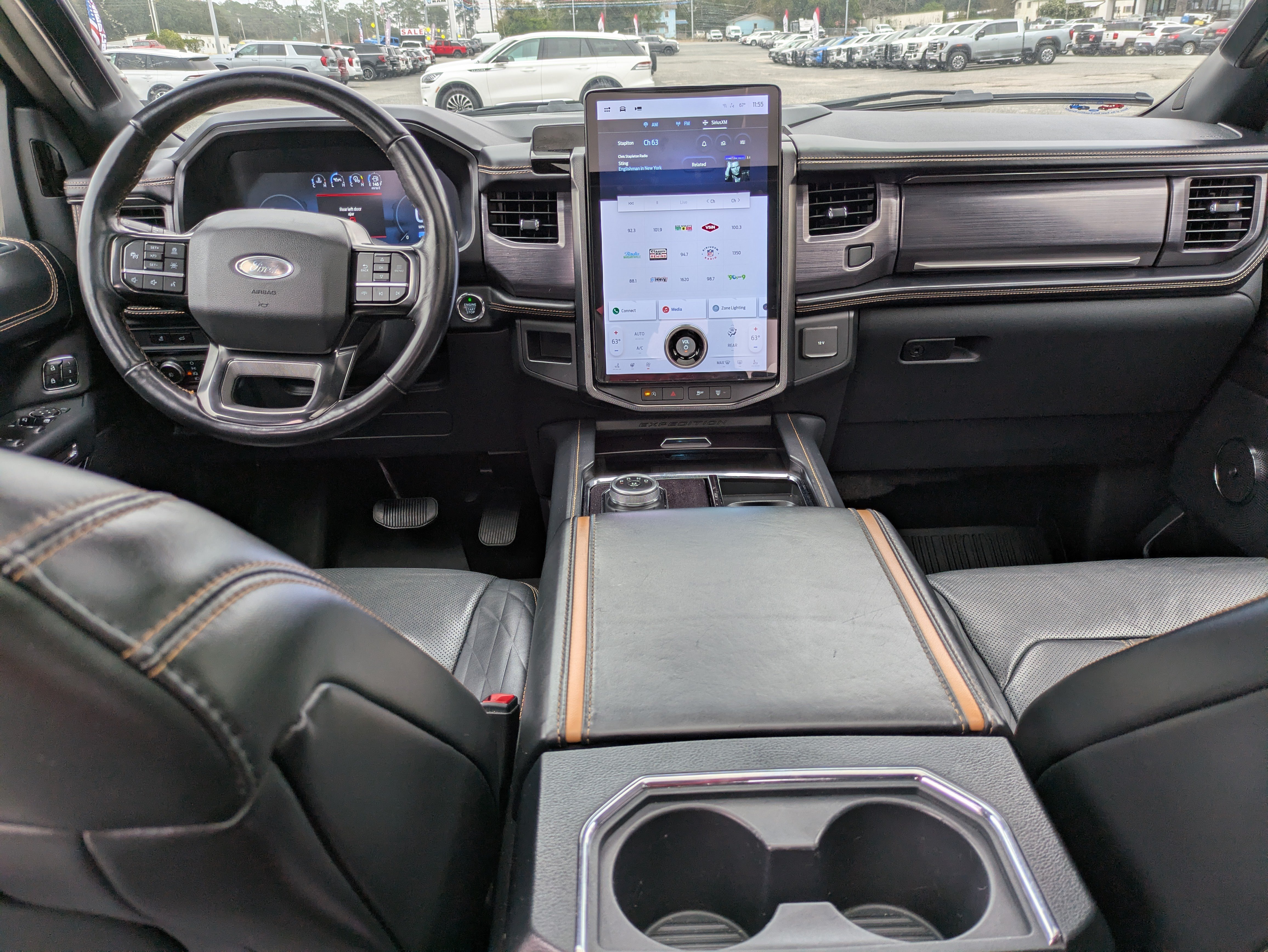Used 2022 Ford Expedition Max Platinum RWD image 16