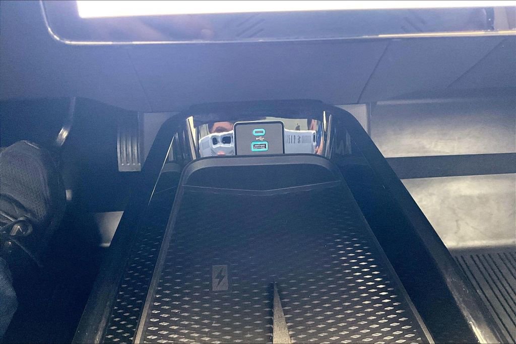 Used 2023 Ford Mustang Mach-E Premium image 32