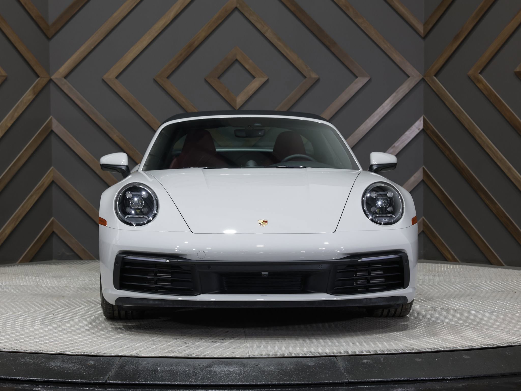 Used 2021 Porsche 911 Targa 4 image 3