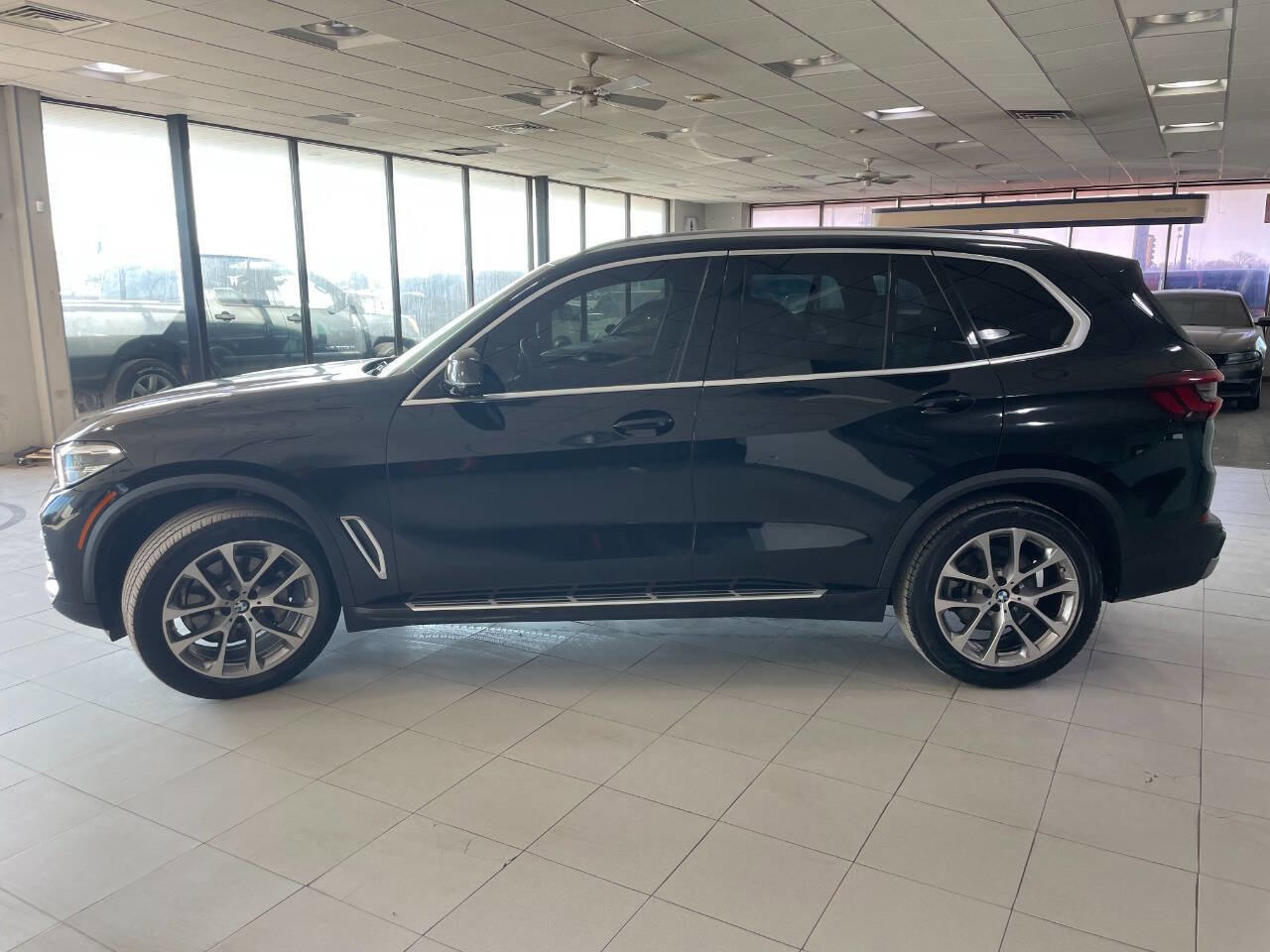 Used 2023 BMW X5 xDrive40i image 4