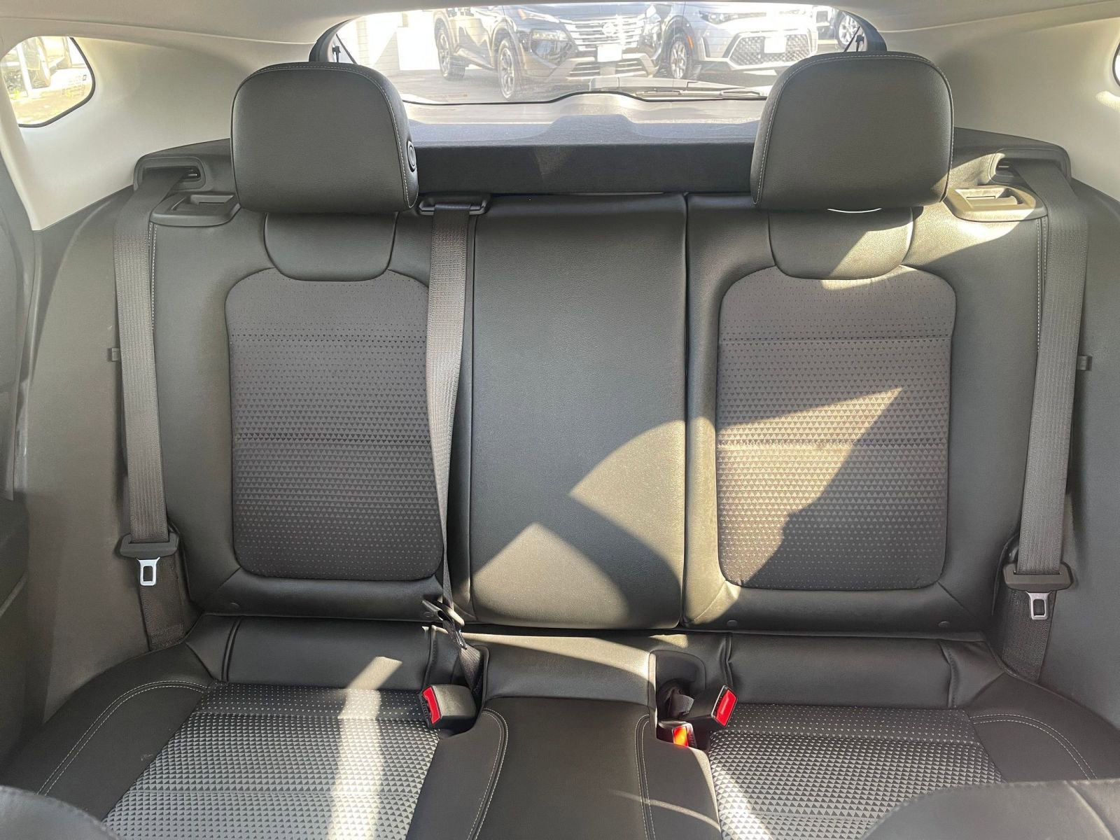 Used 2025 Chevrolet Trax LT w/ LT Convenience Package image 43