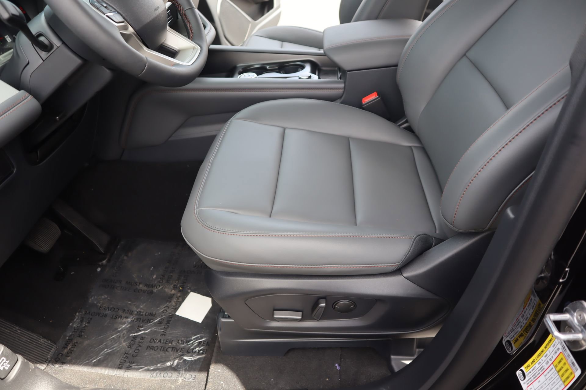 New 2026 Ford Explorer Active image 11