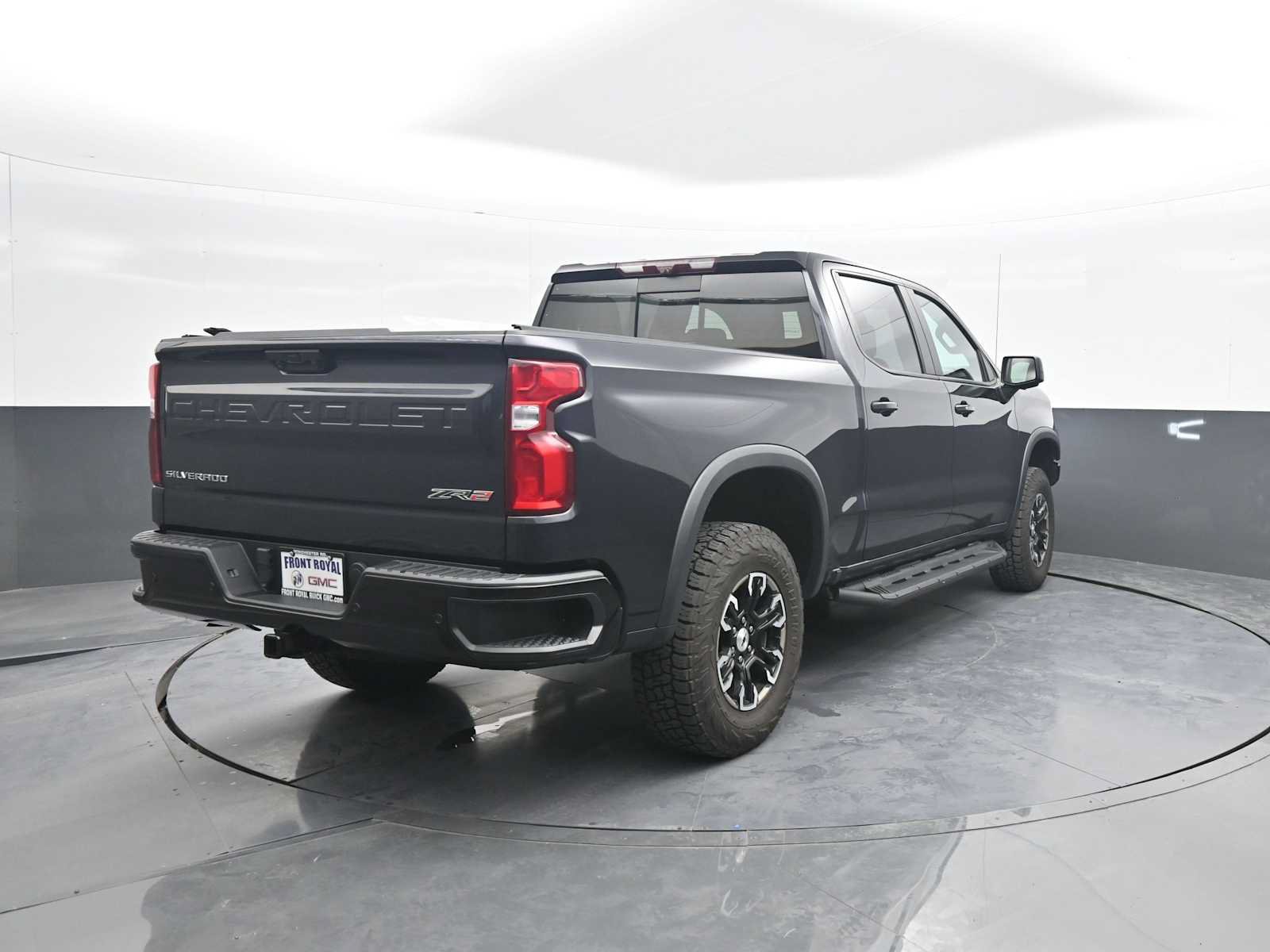 Used 2022 Chevrolet Silverado 1500 ZR2 w/ Technology Package AWD/4WD image 7