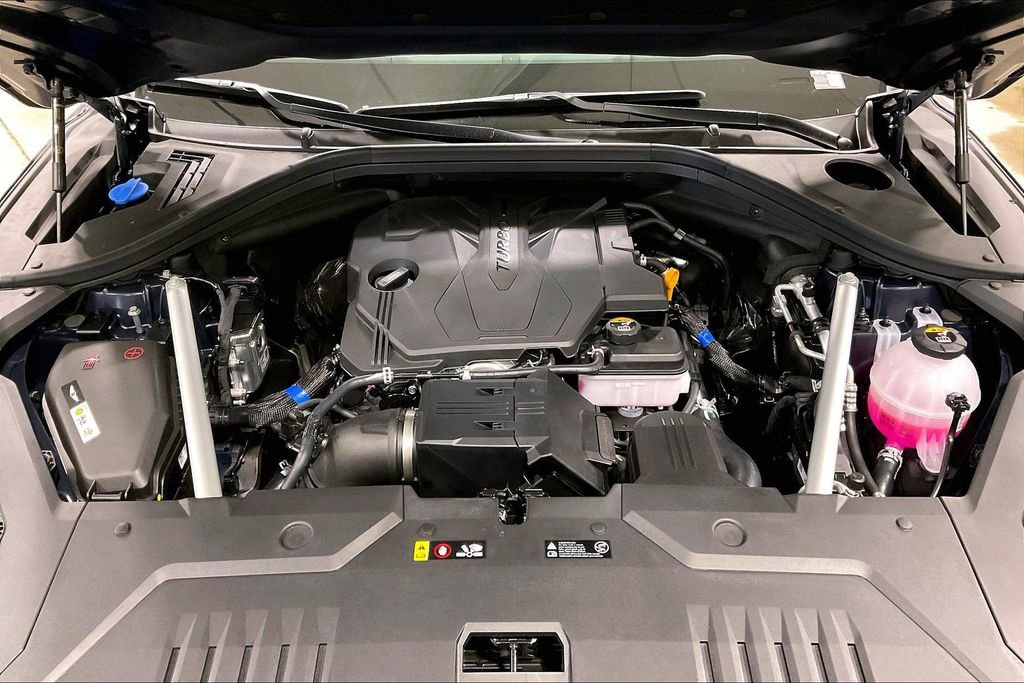 New 2026 Genesis GV70 2.5T Advanced AWD/4WD image 11