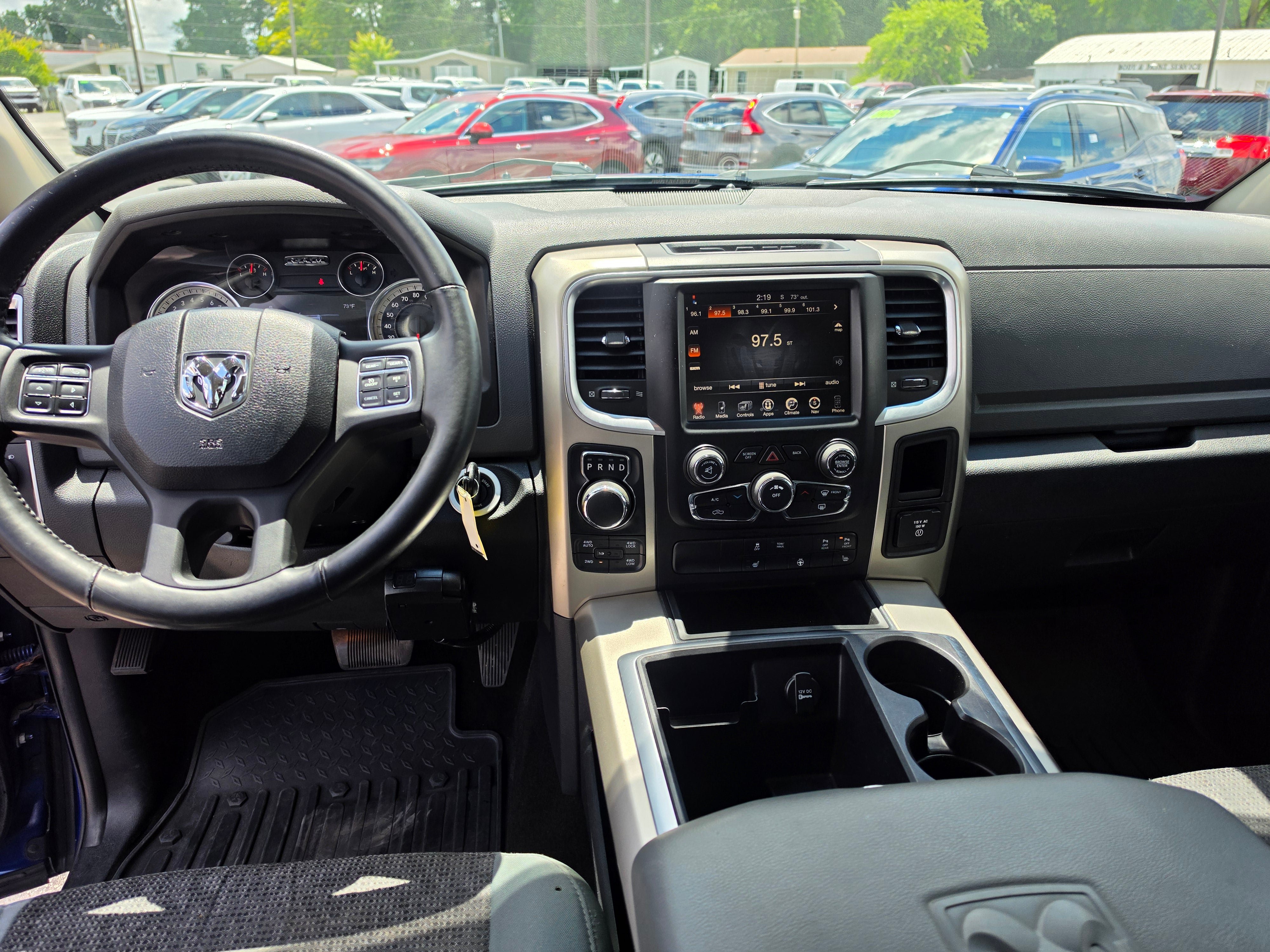 Used 2014 RAM 1500 SLT AWD/4WD image 9
