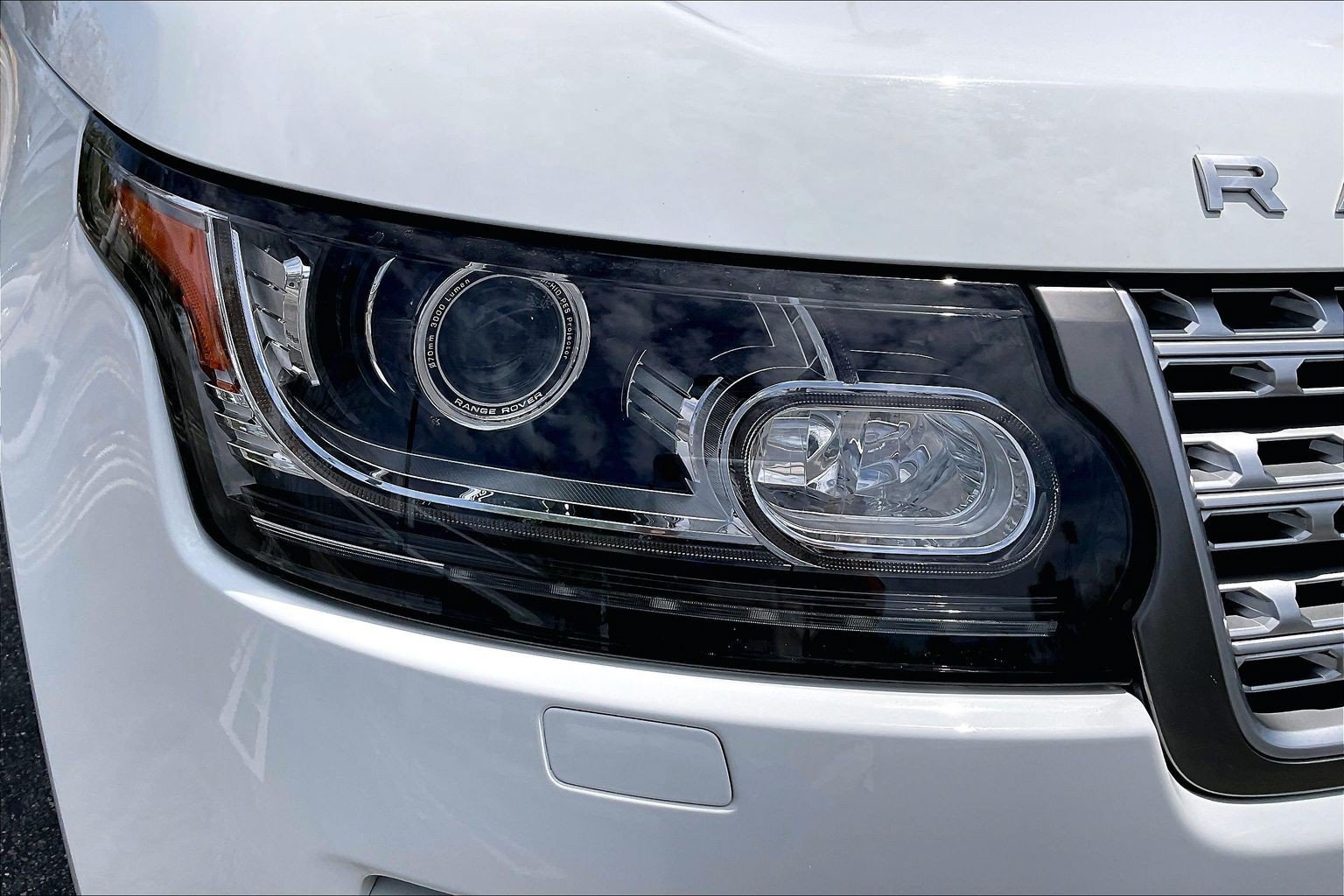 Used 2014 Land Rover Range Rover HSE AWD/4WD image 26