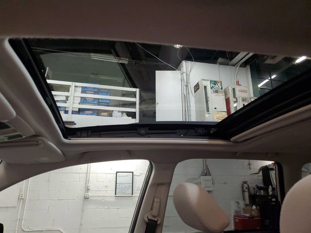 Used 2014 Subaru Forester 2.5i Premium w/ All-Weather Package image 22