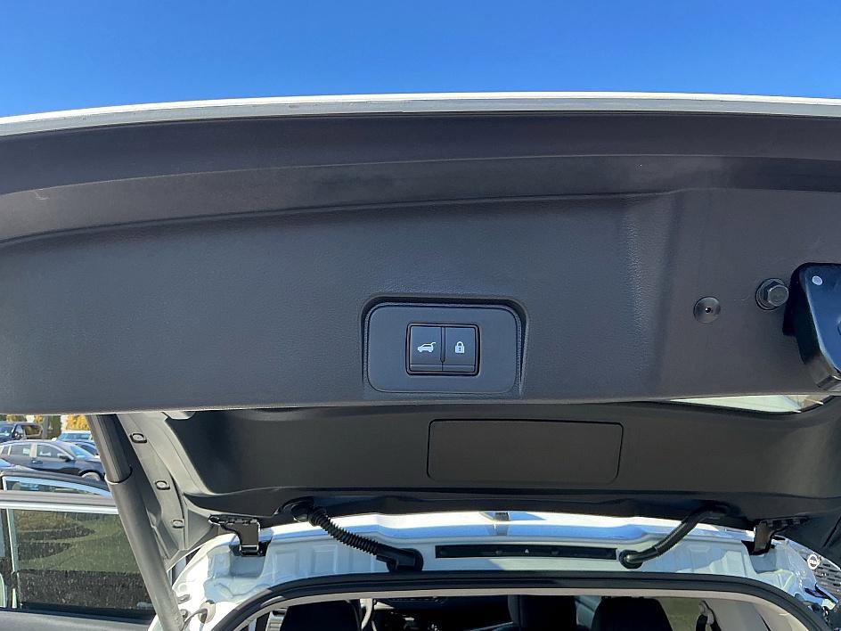 New 2026 Nissan Rogue Dark Armor image 22