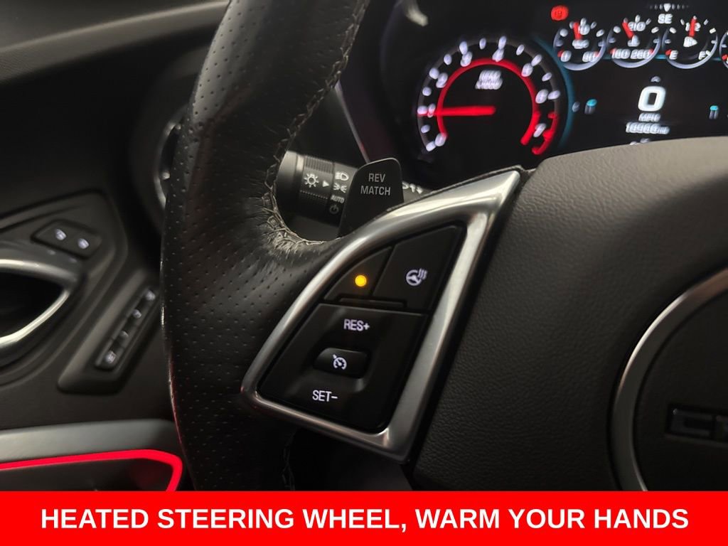 Used 2018 Chevrolet Camaro SS RWD image 8