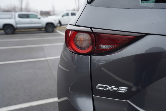 Used 2018 MAZDA CX-5 Touring image 37