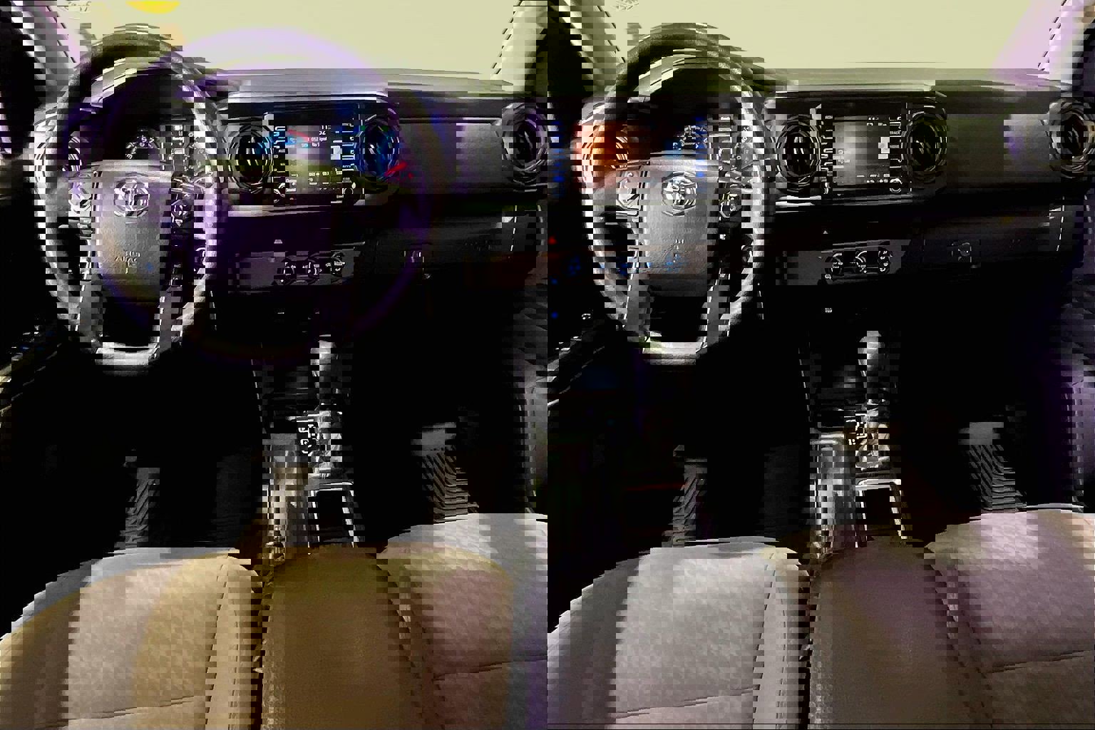 Used 2021 Toyota Tacoma SR image 8