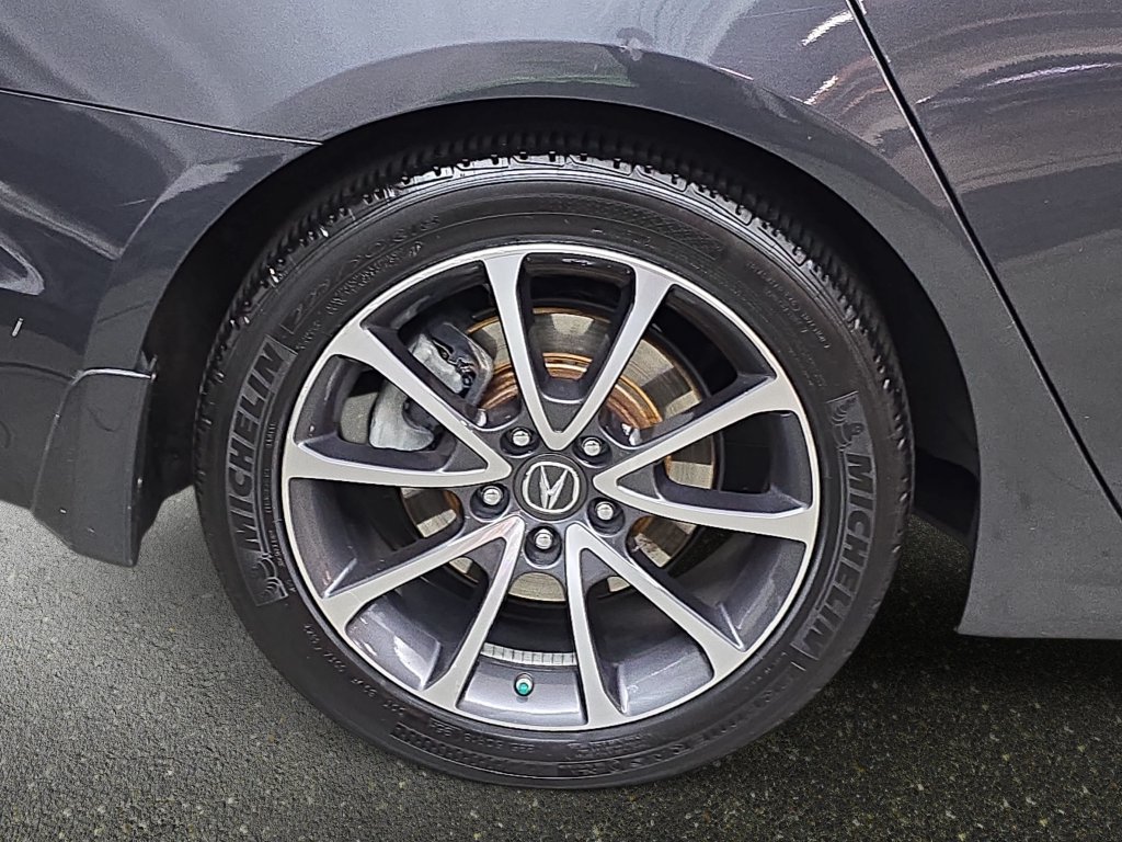 Used 2016 Acura TLX w/ Advance Package AWD/4WD image 32