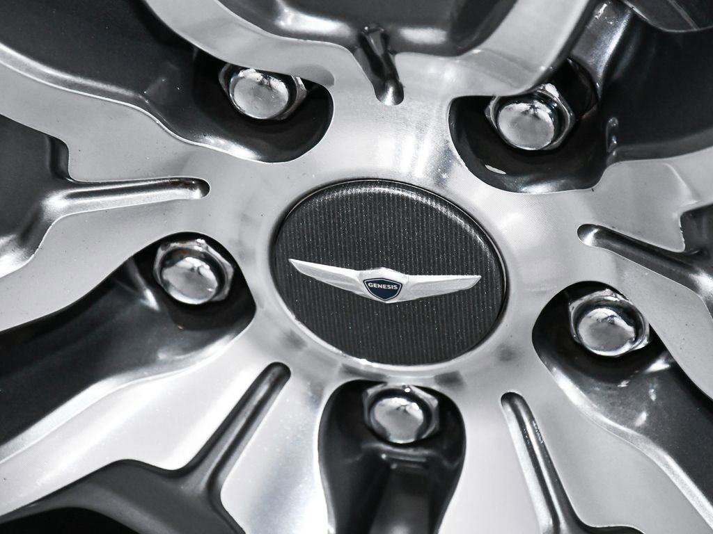 Used 2020 Genesis G70 3.3T w/ Prestige Package image 91