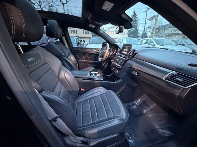 Used 2018 Mercedes-Benz GLE 63 AMG S image 34