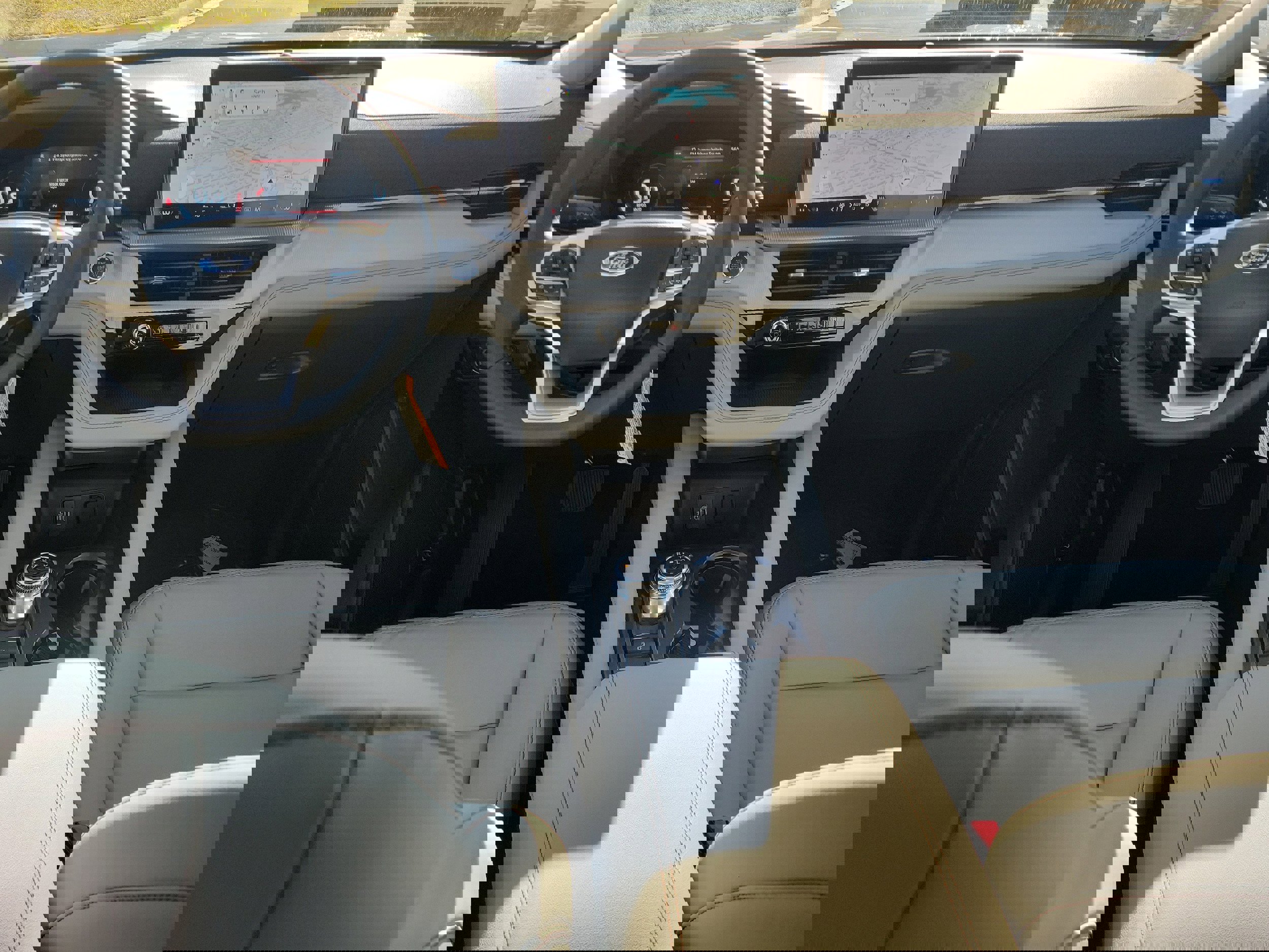 New 2026 Ford Explorer Active image 15