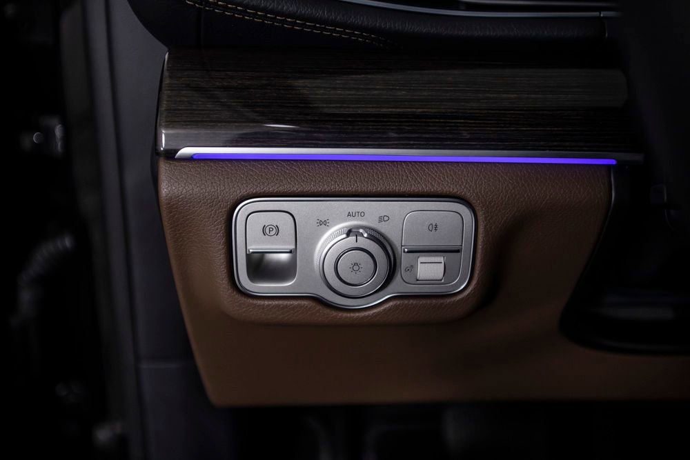 Used 2025 Mercedes-Benz GLS 450 4MATIC image 41