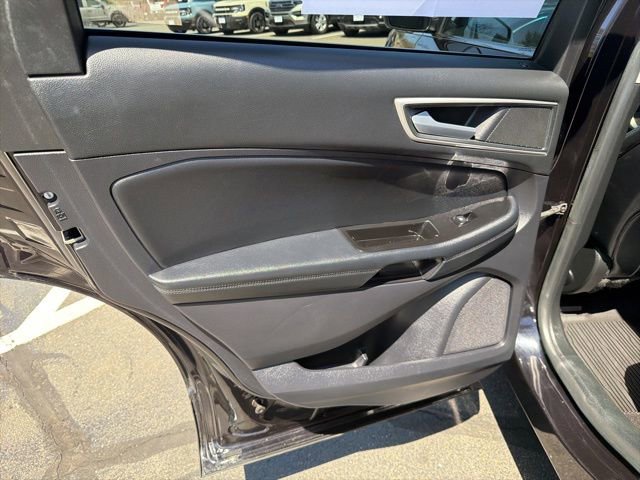 Used 2020 Ford Edge SEL w/ Convenience Package AWD/4WD image 25