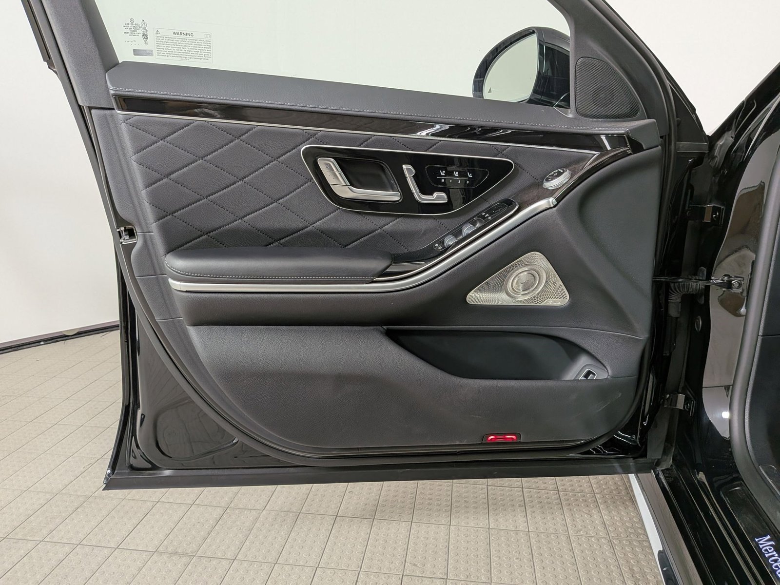 Used 2024 Mercedes-Benz S 580 4MATIC Sedan image 13