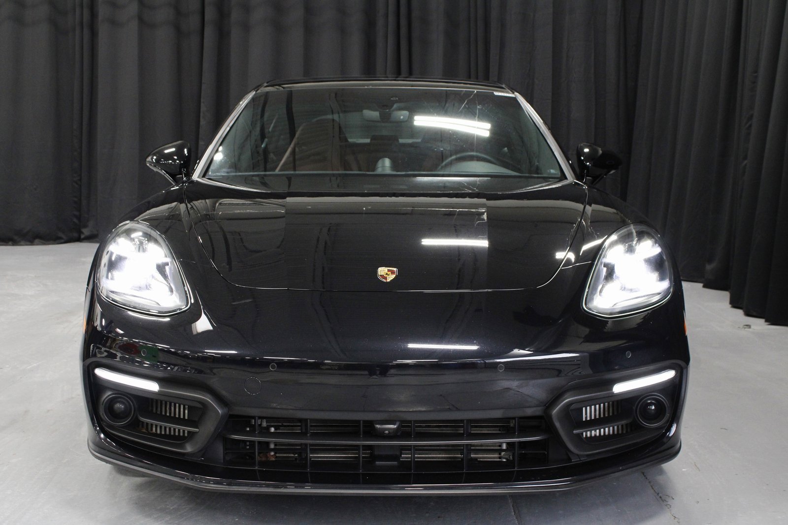 Certified 2022 Porsche Panamera 4 Platinum Edition image 10