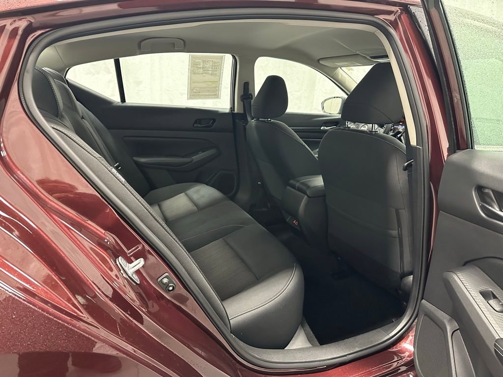 Used 2024 Nissan Altima 2.5 SV image 48