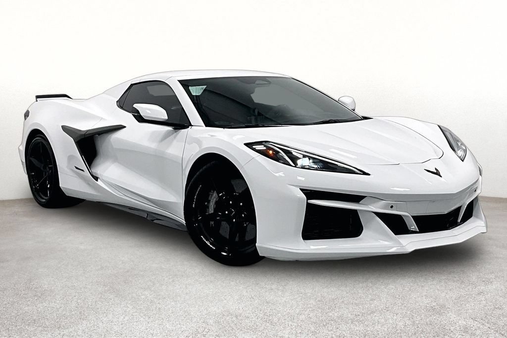 Used 2024 Chevrolet Corvette E-Ray AWD/4WD video 1
