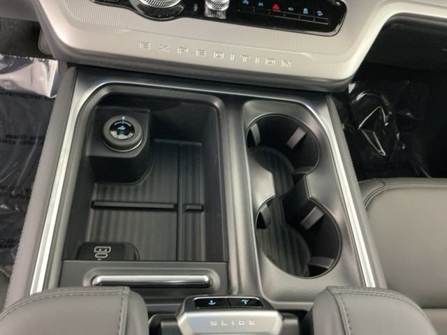 New 2026 Ford Expedition Max Active image 19