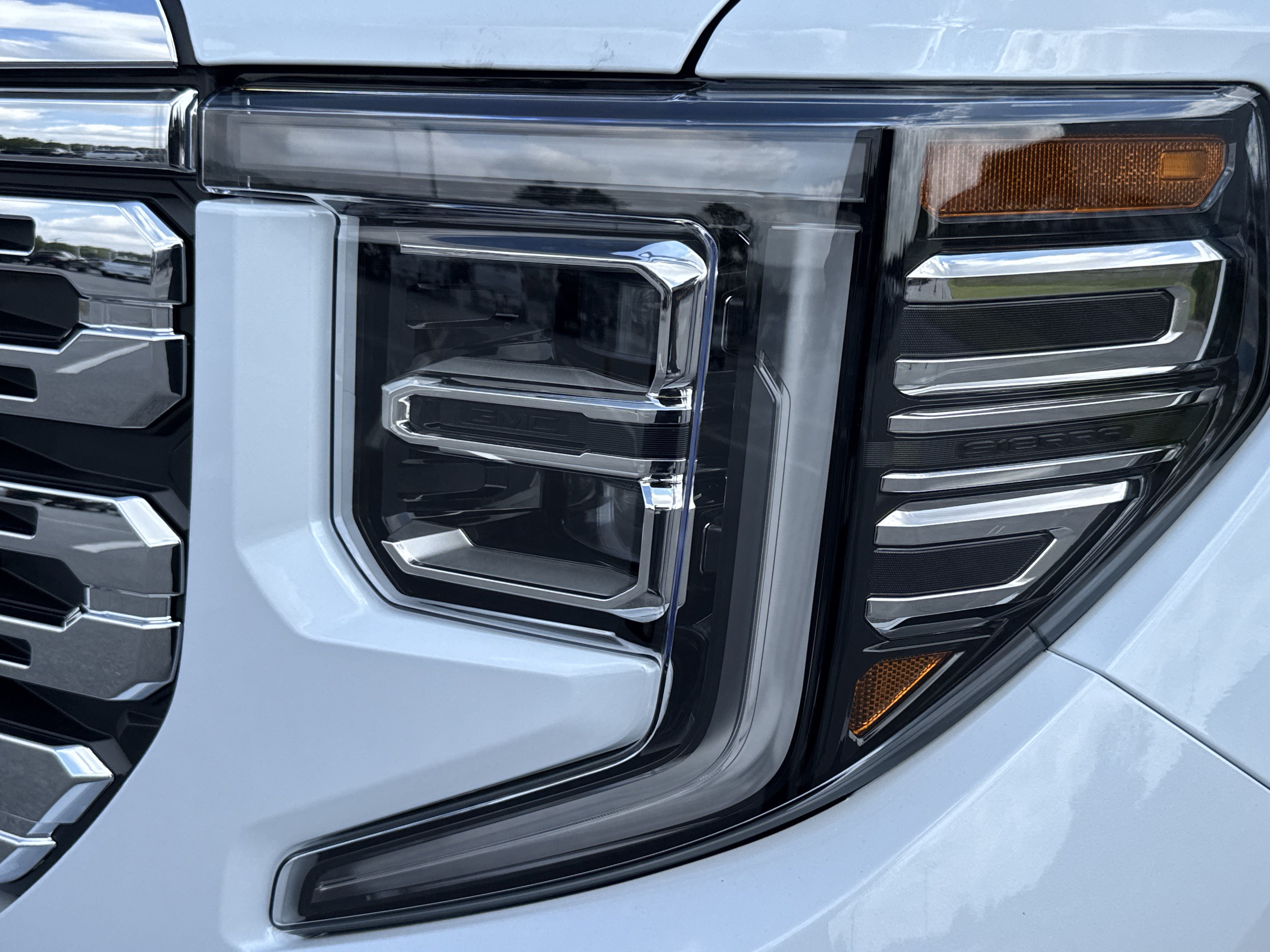 New 2026 GMC Sierra 1500 Denali w/ Denali Reserve Package AWD/4WD image 6