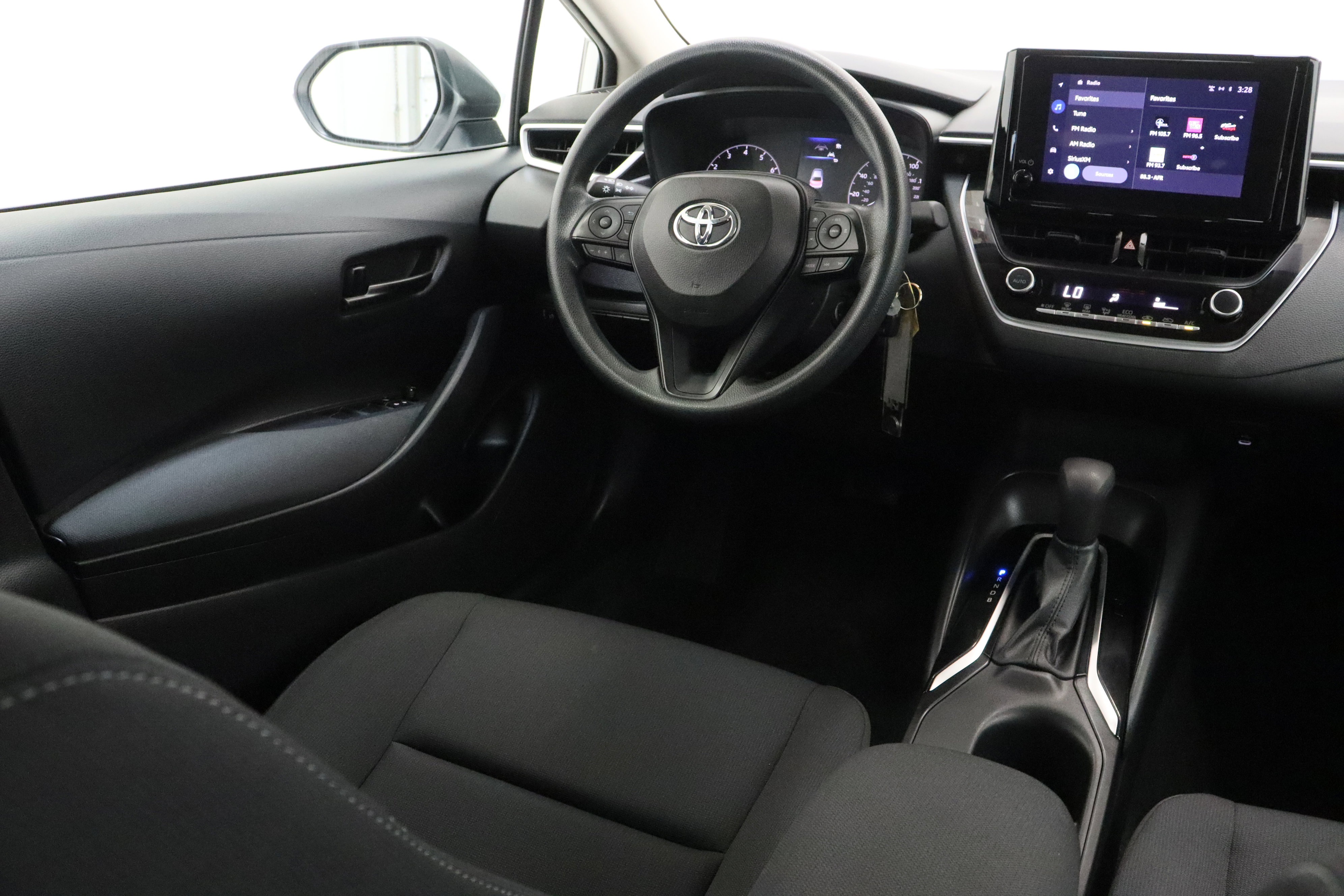 Certified 2024 Toyota Corolla LE FWD image 27