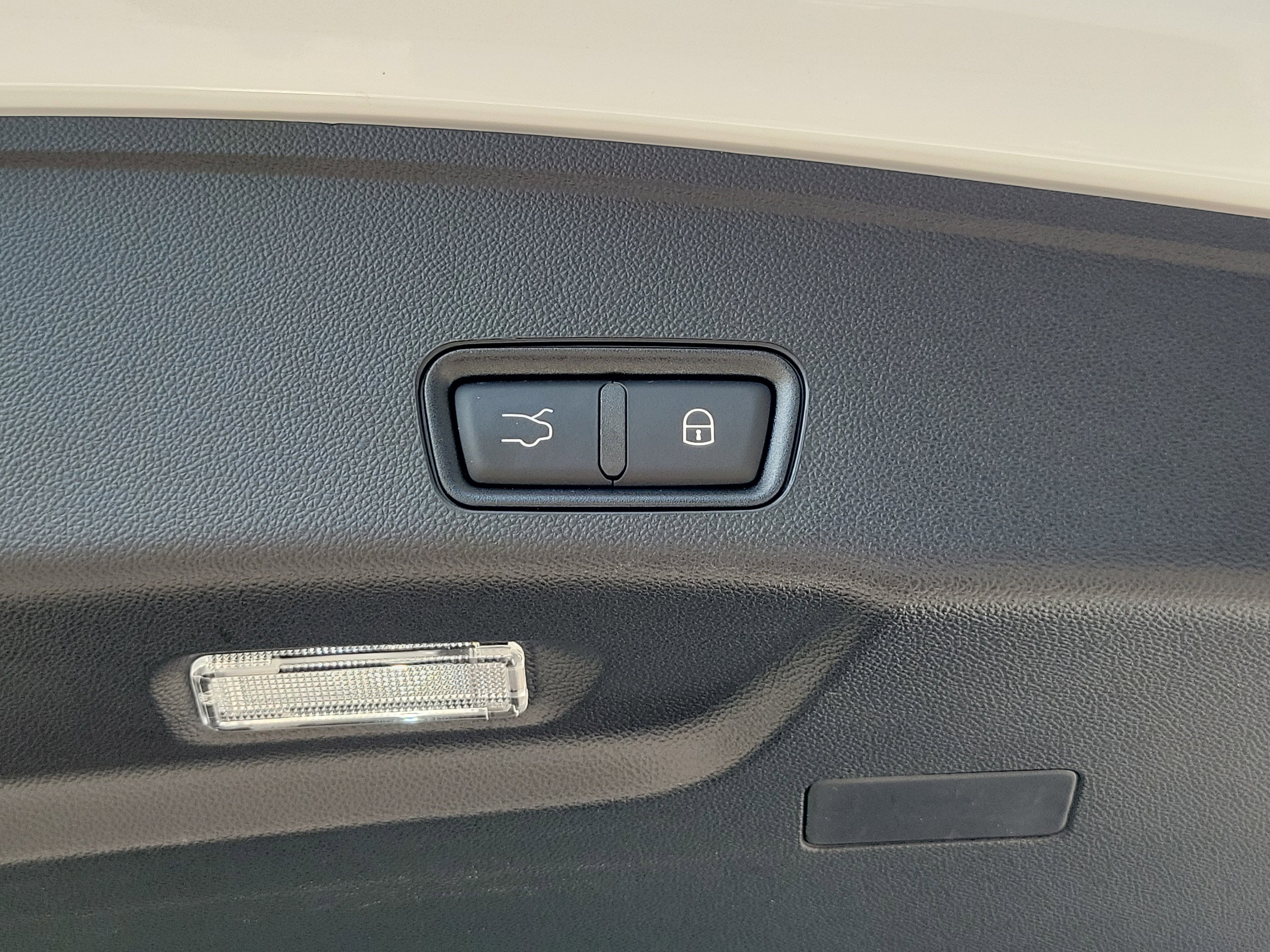 Used 2023 Maserati Grecale GT AWD/4WD image 17