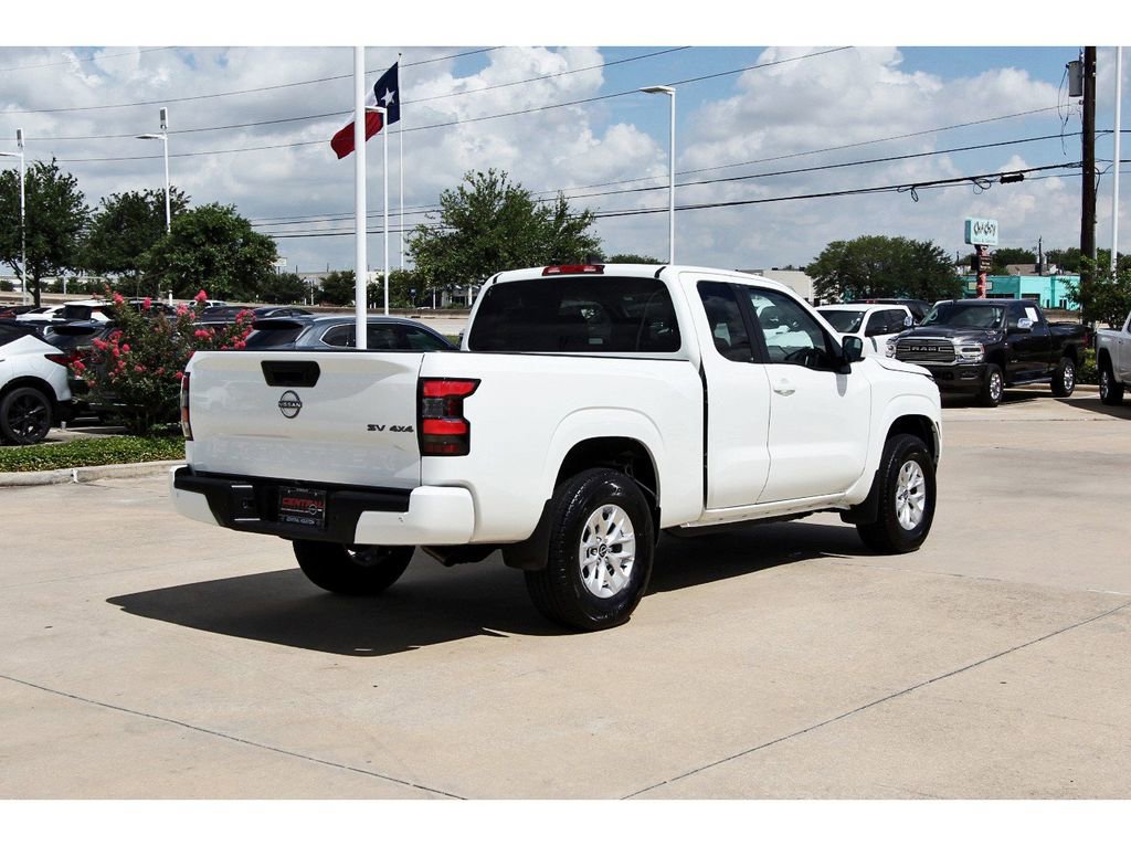 Certified 2024 Nissan Frontier SV w/ Technology Package image 5