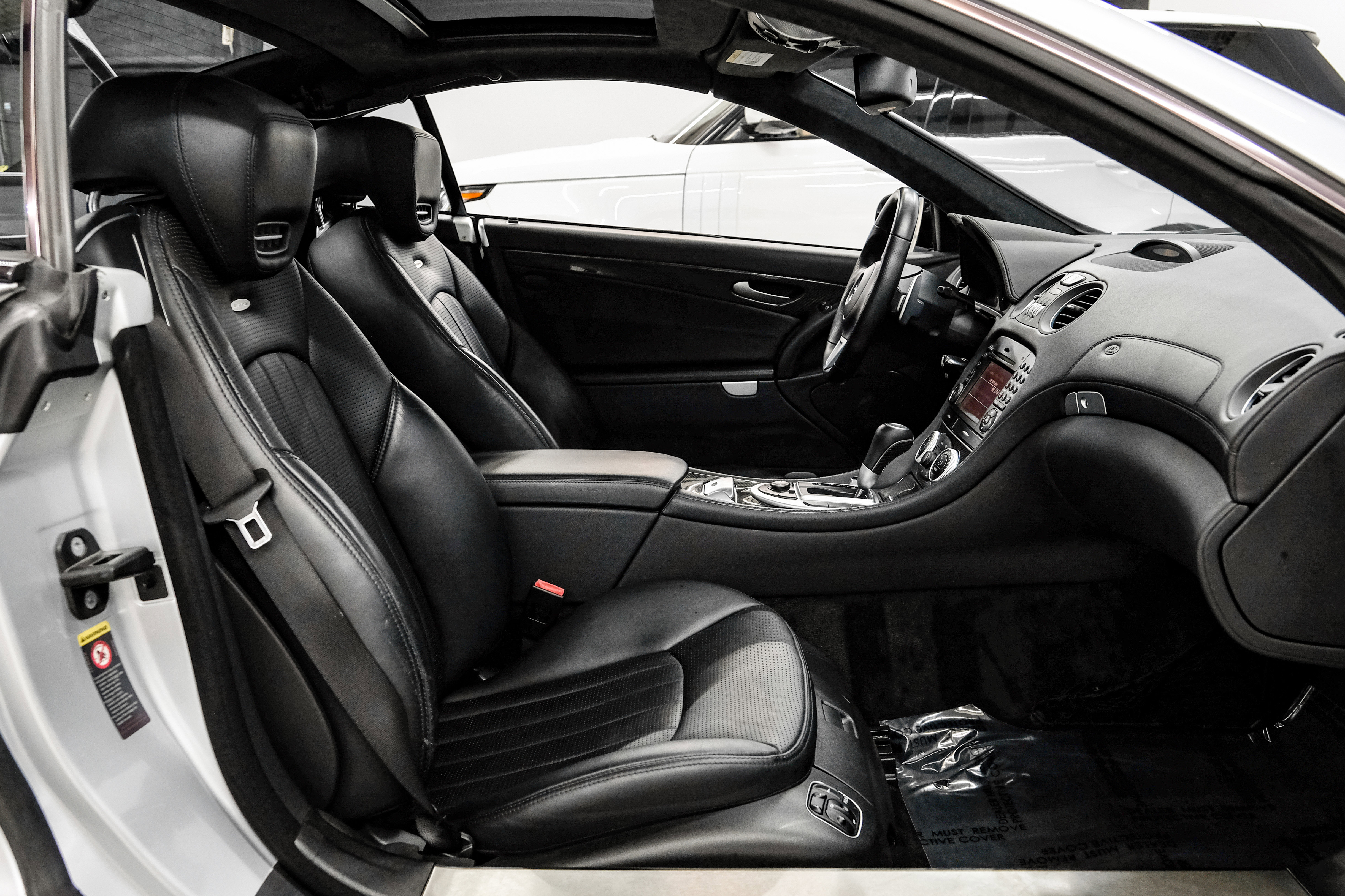 Used 2012 Mercedes-Benz SL 63 AMG image 32