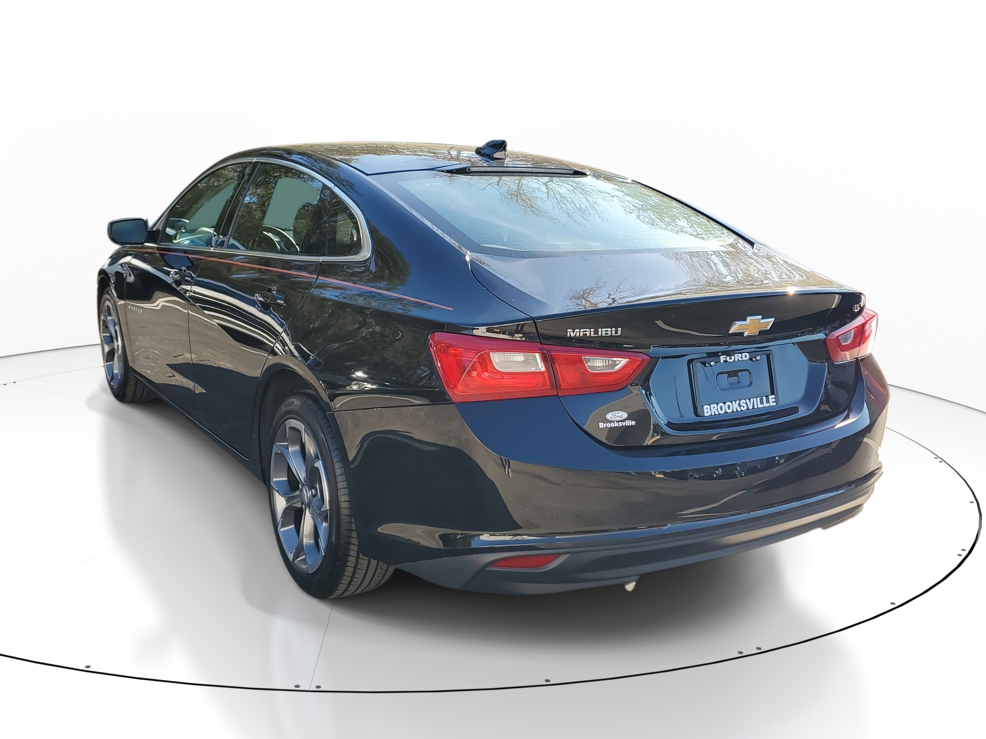 Used 2024 Chevrolet Malibu LT image 4