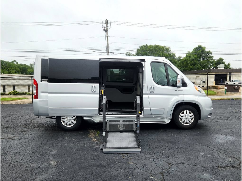 Used 2017 RAM ProMaster 1500 w/ Premium Appearance Group FWD video 2