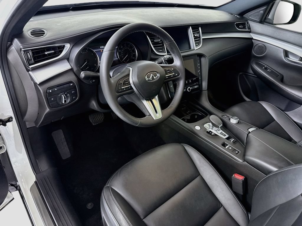 Used 2020 INFINITI QX50 Essential w/ Edition 30 Package AWD/4WD image 9