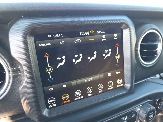 Used 2022 Jeep Wrangler Unlimited Sahara w/ Safety Group AWD/4WD image 22