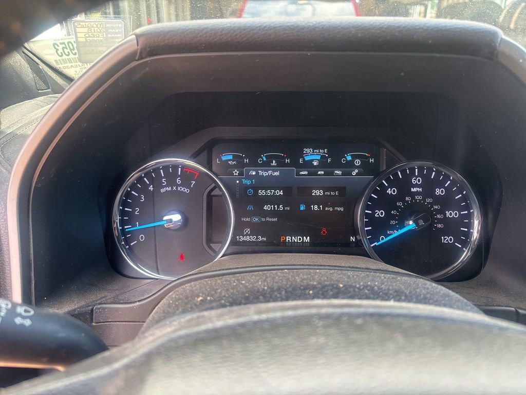 Used 2018 Ford Expedition XLT w/ Equipment Group 202A AWD/4WD image 11