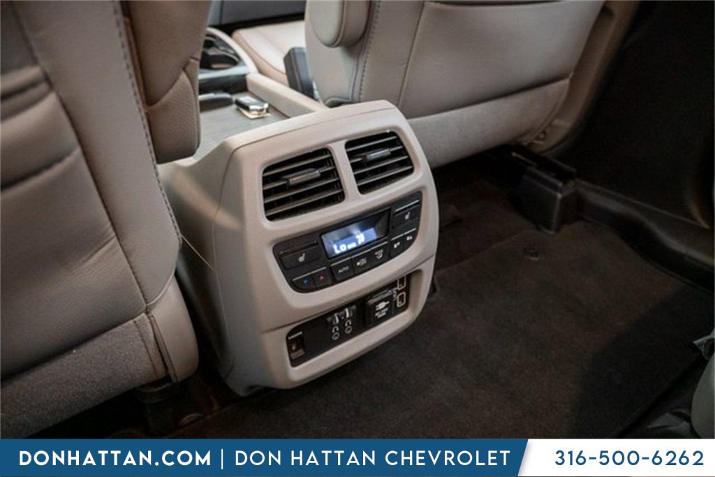 Used 2019 Honda Pilot Touring image 24