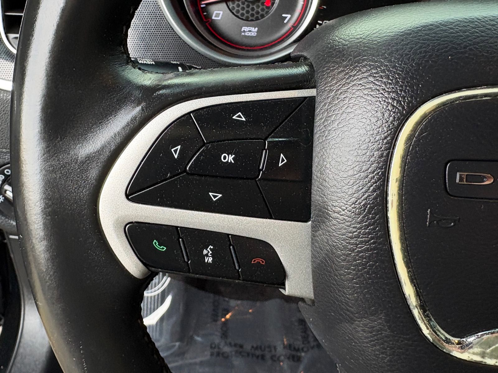 Used 2017 Dodge Charger SXT w/ Navigation & Travel Group image 29