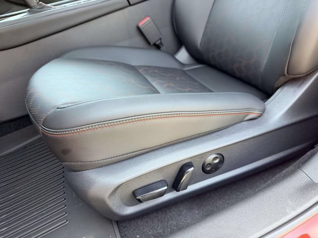 New 2026 Nissan Sentra SR w/ SR Premium Package FWD image 15