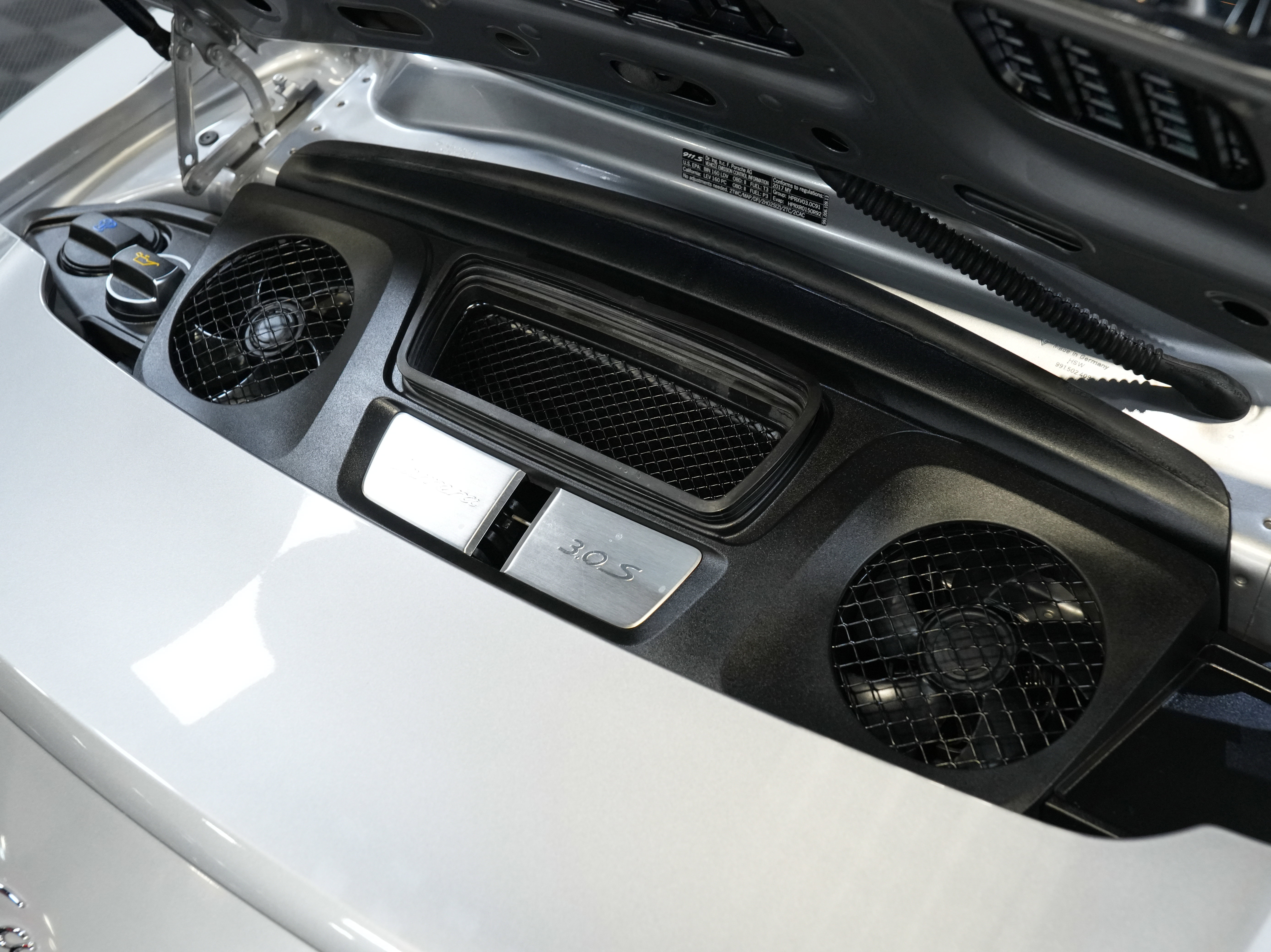 Used 2017 Porsche 911 Carrera S image 49