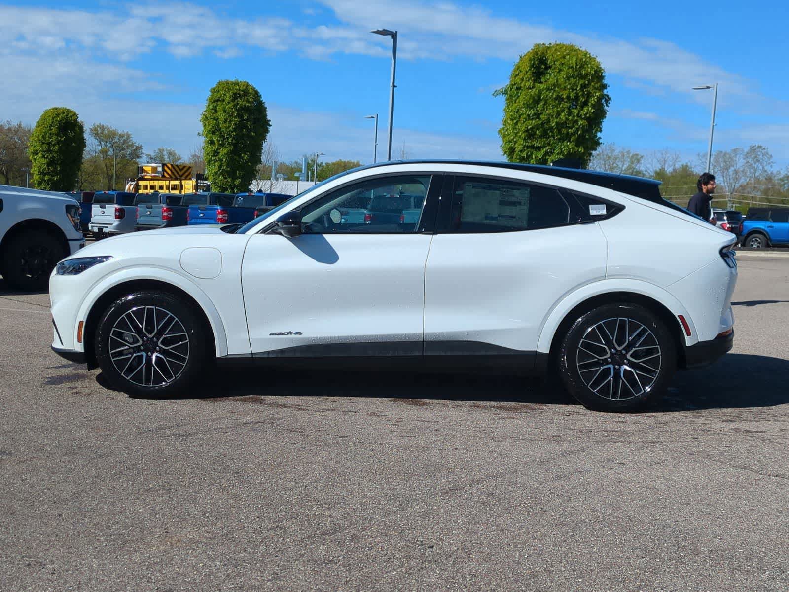 New 2026 Ford Mustang Mach-E Premium AWD/4WD image 5