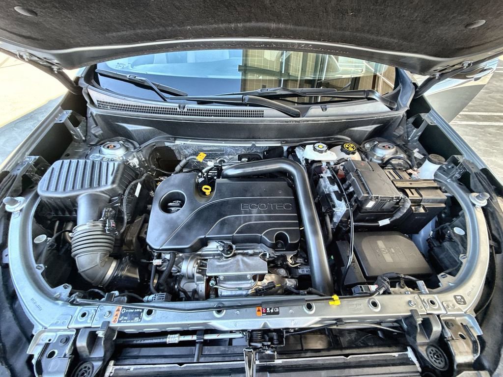 Used 2024 Chevrolet Equinox LS image 29