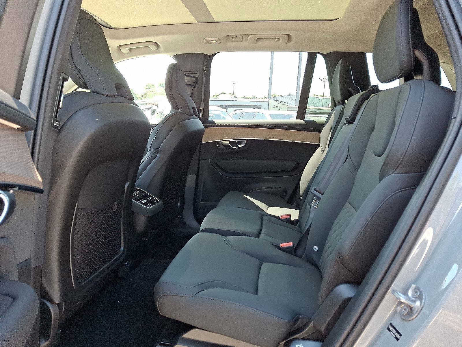 Used 2026 Volvo XC90 B6 Plus w/ Protection Package Premier image 6